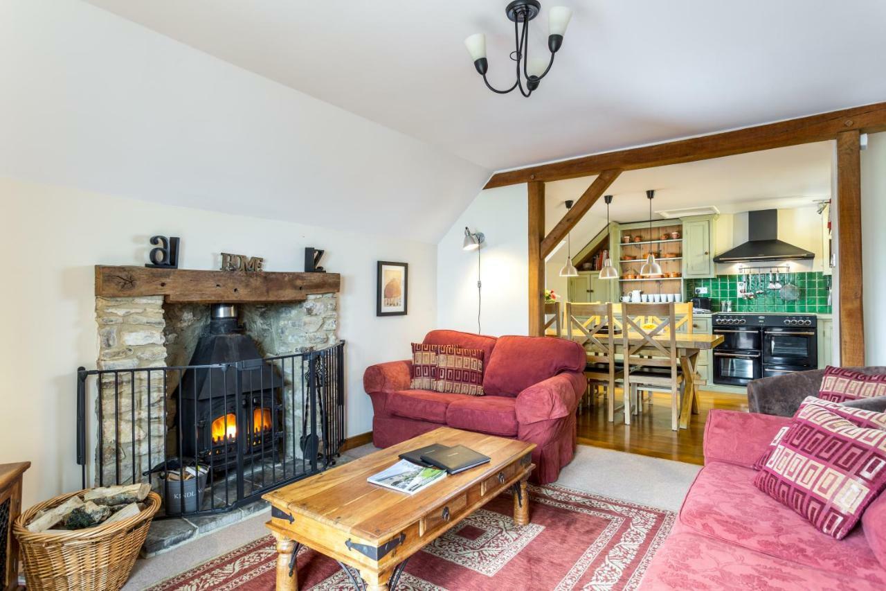 Red Doors Farm Cottages Honiton Exterior photo